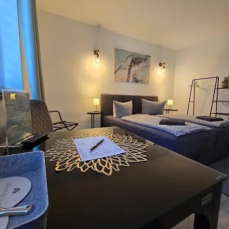 Airbnb, Doppelzimmer, Direkt An Der A2 & A14, 24 Stunden Check-in, Parkplatz, Ruhig 3* Dahlenwarsleben