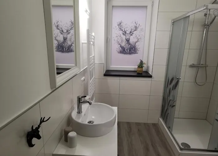 Airbnb, Doppelzimmer, Direkt An Der A2 & A14, 24 Stunden Check-In, Parkplatz, Ruhig 3* Dahlenwarsleben