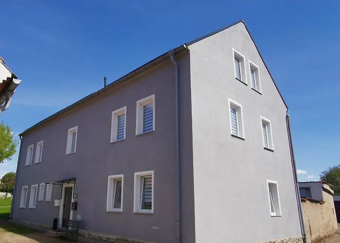 Airbnb, Doppelzimmer, Direkt An Der A2 & A14, 24 Stunden Check-in, Parkplatz, Ruhig Gasthuis Dahlenwarsleben