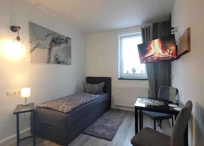 Gasthuis Airbnb, Doppelzimmer, Direkt An Der A2 & A14, 24 Stunden Check-in, Parkplatz, Ruhig 3*